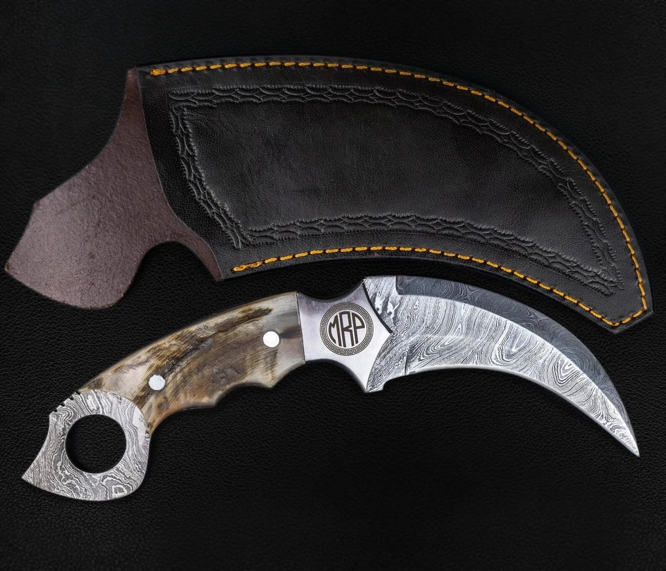 Large high quality damascus steel karambit knife with hard steel blade bowie - Image 2 of 4