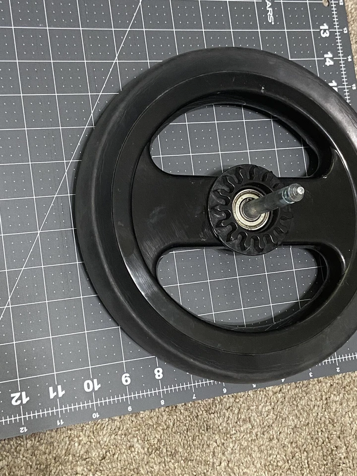 Выскакивающая прогулочная коляска Peg Perego Book запасная часть сиденье заднее колесо задняя шина T70 - Изображение 4 из 4