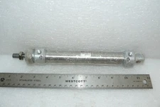 SMC C85N25-130C PNEUMATIC C85 ROUND BODY CYLINDER NEW