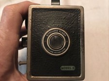 MACY  S ASSOCIATES SYNCHRO FLASH MODEL II VINTAGE CAMERA