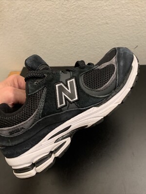 New Balance Unisex 2002R Men Black/phantom/gunmetal Men Sz 5  display picture 1