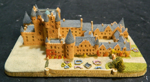Fraser Creations Souvenir Collection Glamis Castle (1994) 2.13"x6.13"x3.5" Excel