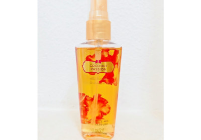 Victoria's Secret Coconut Passion Vanilla & Coconut Fragrance Mist 2fl.oz