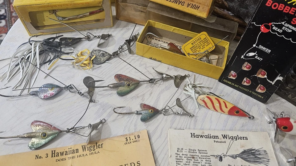 Vintage Fred Arbocast Lure Lot. Patches Jitterbugs/Hawaiian Wiggler/ Empty Boxes - Image 3 of 4