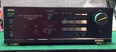 Absoluter Spitzenzustand für HiFi-Liebhaber: Akai AM-55 Digital Vollverstärker
