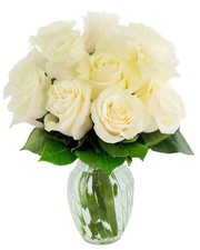 Kabloom - Bouquet Of 12 Fresh White Roses Farm-Fresh Long-Stem Vase - Fresh