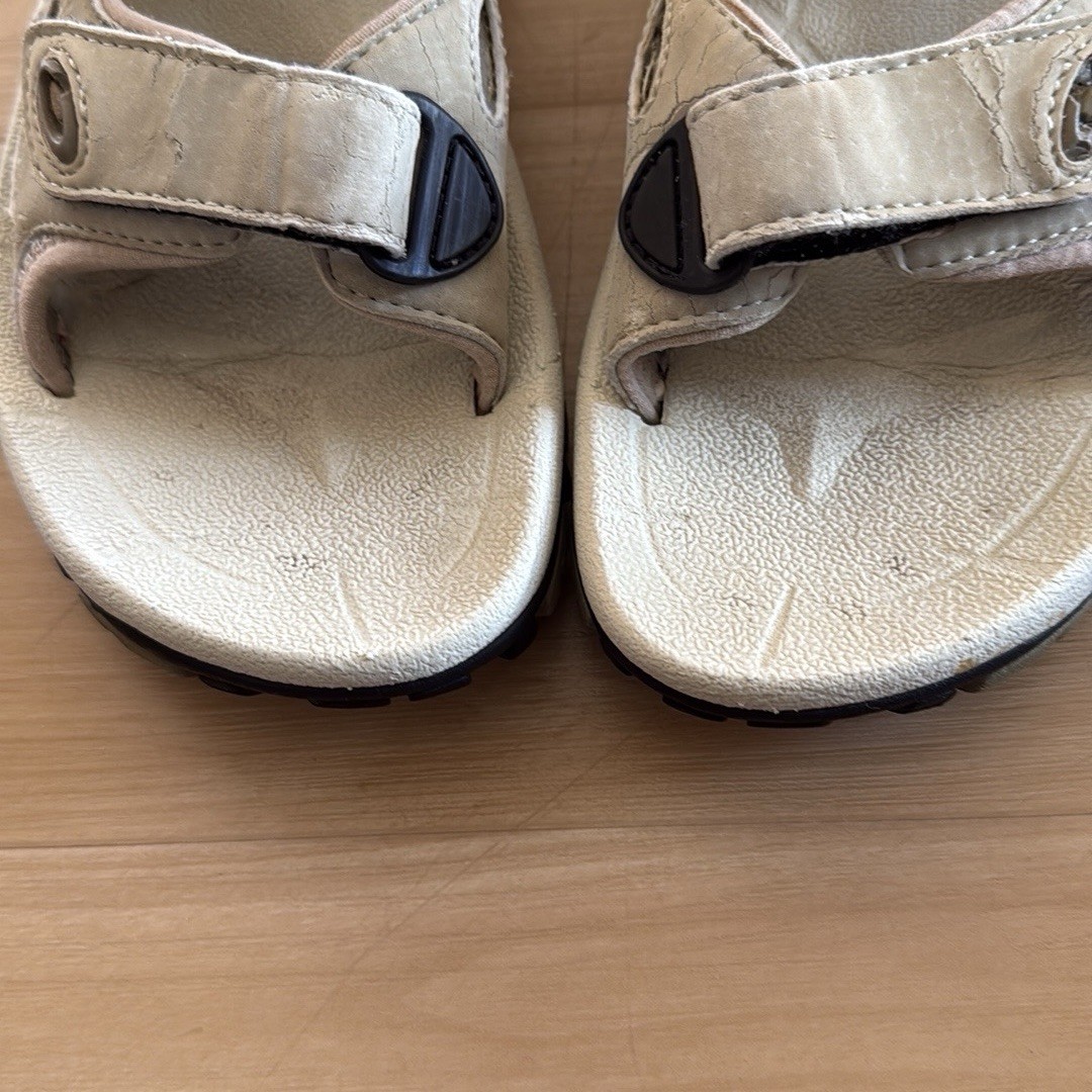 SANDALI OUTDOOR MERRELL DONNA TREKKING E TUTTI I GIORNI COLORE CREMA TAGLIA 6 6 5 USATI