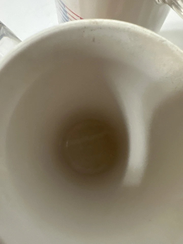 Taza de café aislada Los Ángeles 1984 XXIII Juegos Olímpicos estrellas de plástico en movimiento de colección Foto 3 de 4