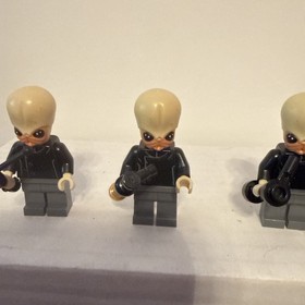 Lego Bith Musicans Sw0554 Mos Eisley Cantina Exclusive Authentic Pre Owned