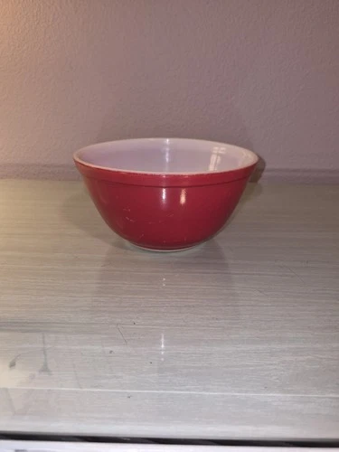 Vintage PYREX #402 Primary Red Nesting Mixing Bowl - 1.5 Qt