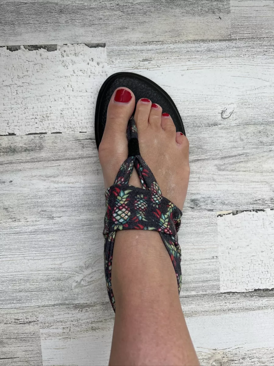 Sanuk Yoga Sling 2 Sandals Women's Size 9 Black Pineapple Print