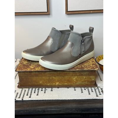 ECCO Soft Classic Women s Bootie Zip Stone Metallic/Warm Gray Size 6-6.5 New!
