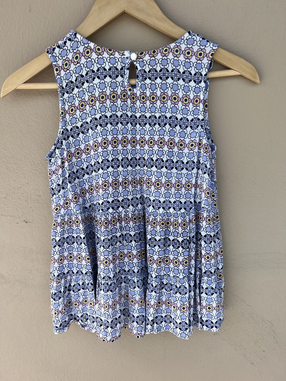 FILA Kandy Kiss Girl's Sleeveless Floral Shirt Flower Rows Large L Rayon