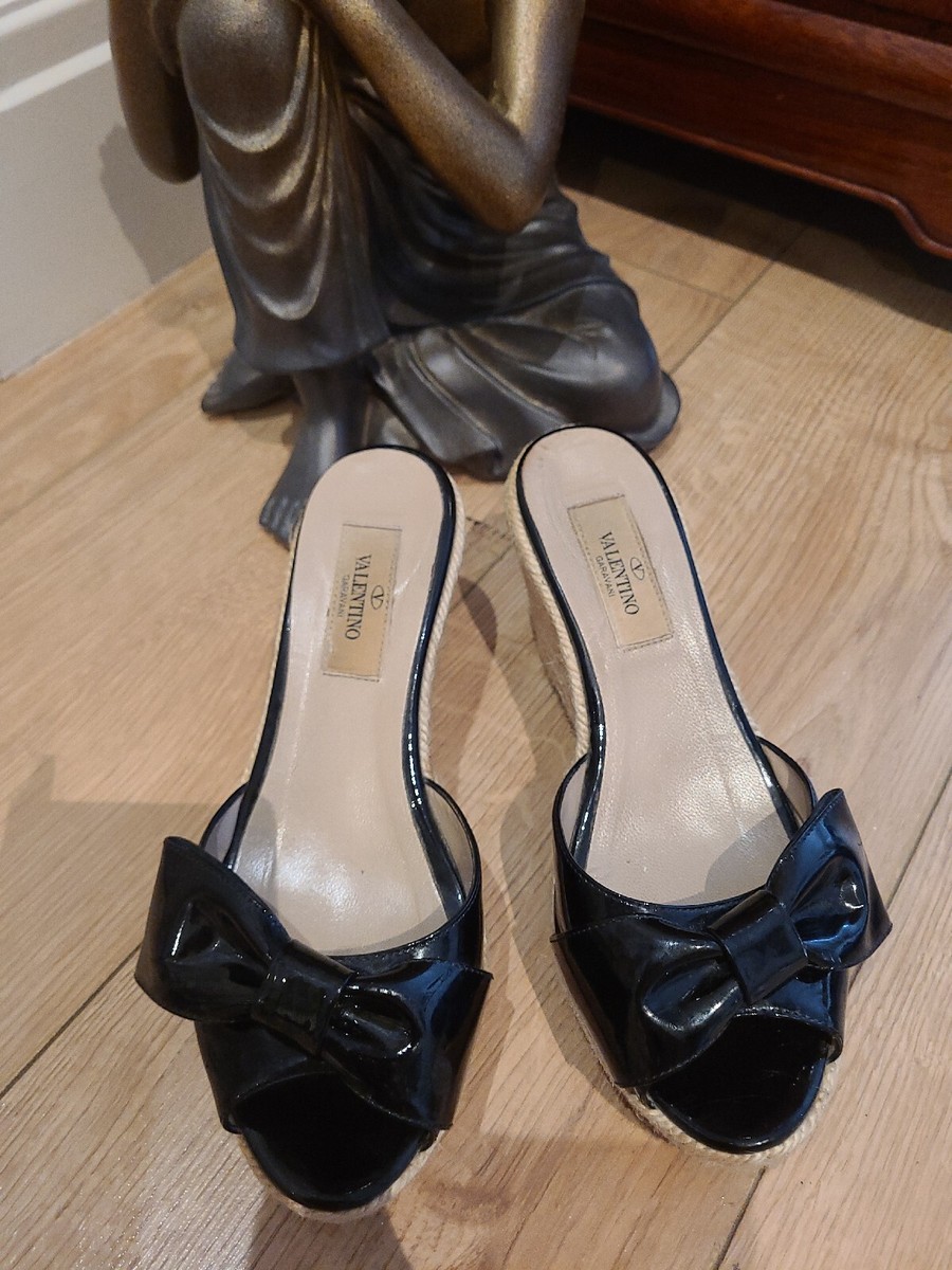 Valentino Garavani Espadrilles Wedge Black Patent Leather Bow