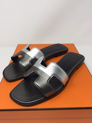 hermes oran sandals silver