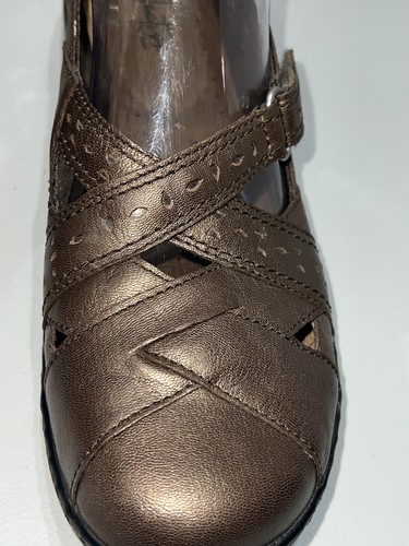 CLARKS Ashland Spin Q Mary Janes Womens Shoe Size 8.5 Bronze Leather - Picture 4 of 14