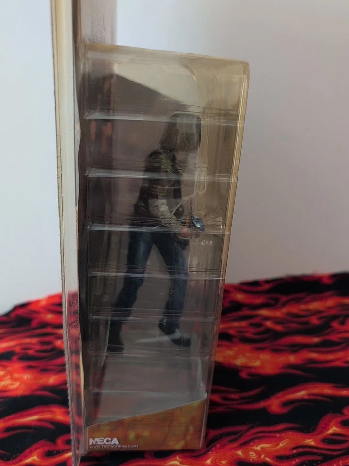 Figura de acción NECA Kurt Cobain 7"" con guitarra Skyblue (2006) sellada Foto 4 de 4