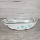 VTG Pyrex Snowflake Blue Pattern Divided Casserole Dish + Lid 1.5 Quart 945C-22