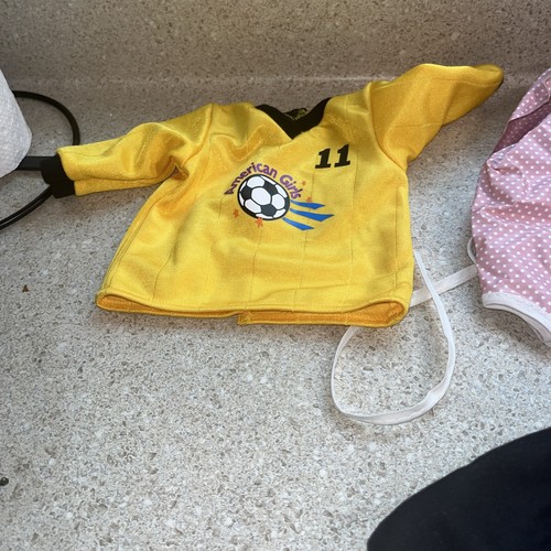 E1626~ Lotto Abbigliamento Ragazza Americana in Pensione Cappelli Scarpe Tacchetti Calcio - Foto 3 di 8