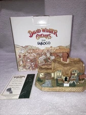 David Winter Cottages From Enesco Fair Well Cottage Handmade England 2002 D1208