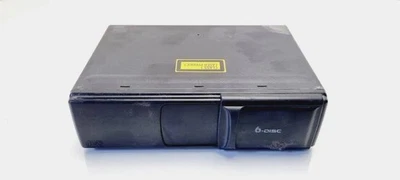 AUDI A6 Avant 4F5, C6 Changeur de CD 2.50 Diesel 2003 31114772 - Photo 1/4