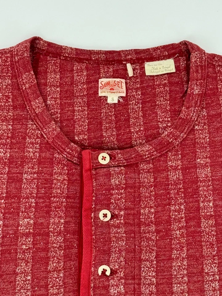 LVC Levi's Roupas Vintage 1920 Pôr do Sol Henley Listra Âmbar Vermelha Tamanho Pequeno Anos 20 - Imagem 3 de 4