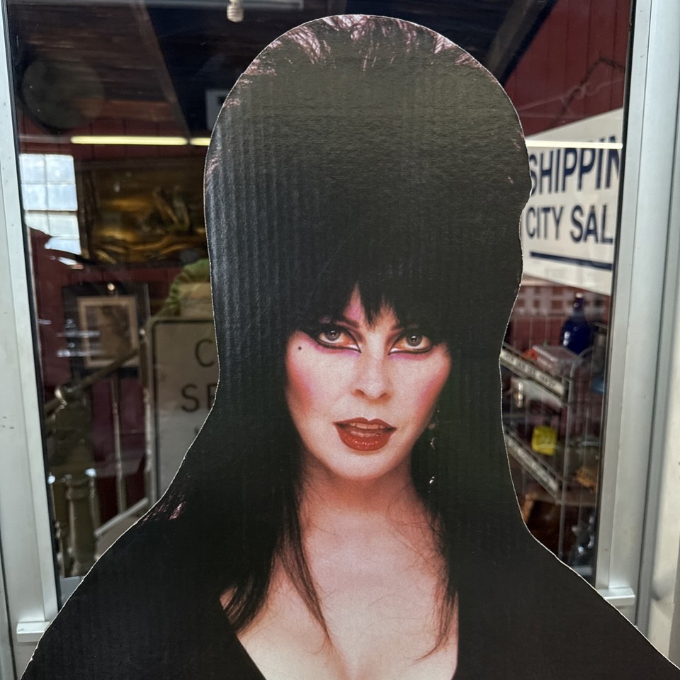 Dark Lore Original Horror Trivia Vintage 1993 Complete Board Game Elvira Mint