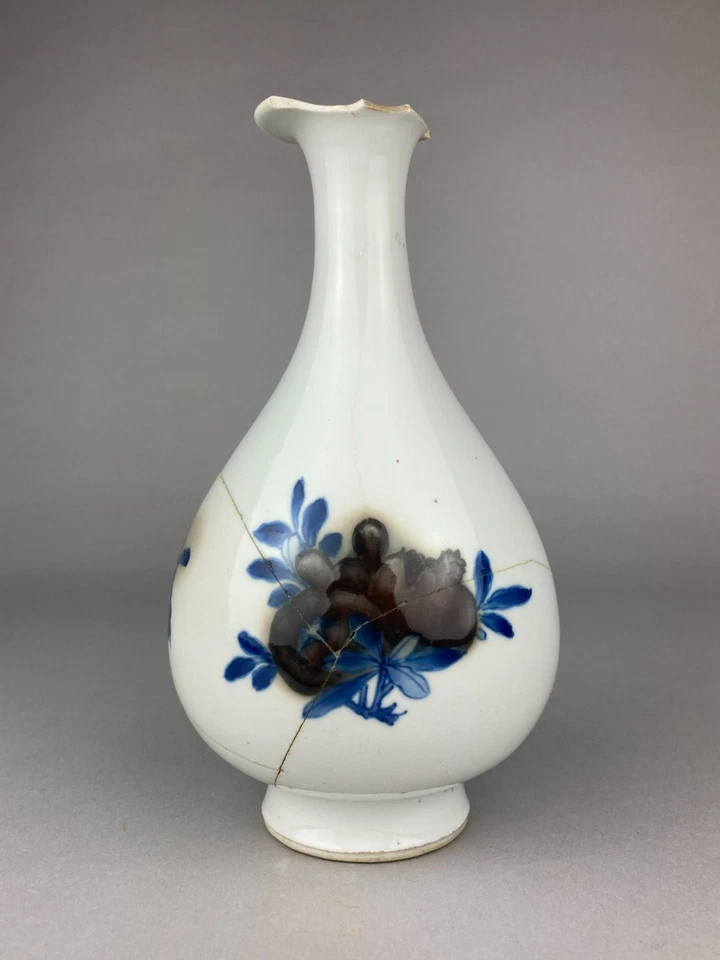 RARE ANTIQUE CHINESE PORCELAIN BLUE COPPER RED SANDUO BOTTLE VASE QING KANGXI !? - Image 4 of 4
