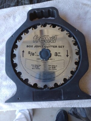 Freud Box Joint Cutter Set 8  Diameter 