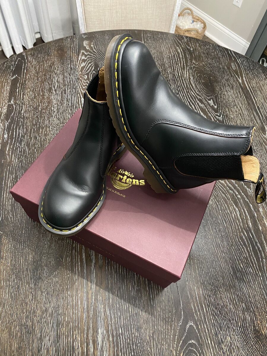 Dr Martens 2976 Vintage Made in England Chelsea Boot Mens Dr Martens 2976 Vintage Made in England Chelsea Boot Mens