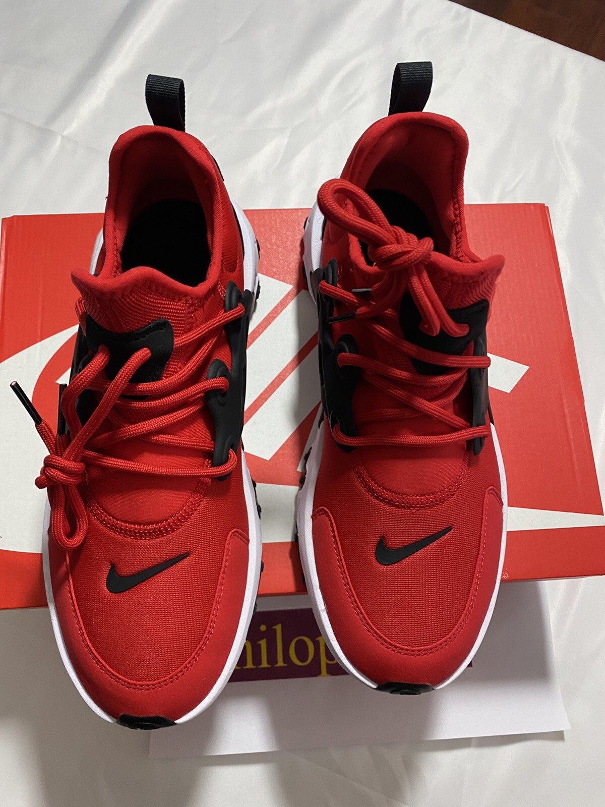 nike react presto red