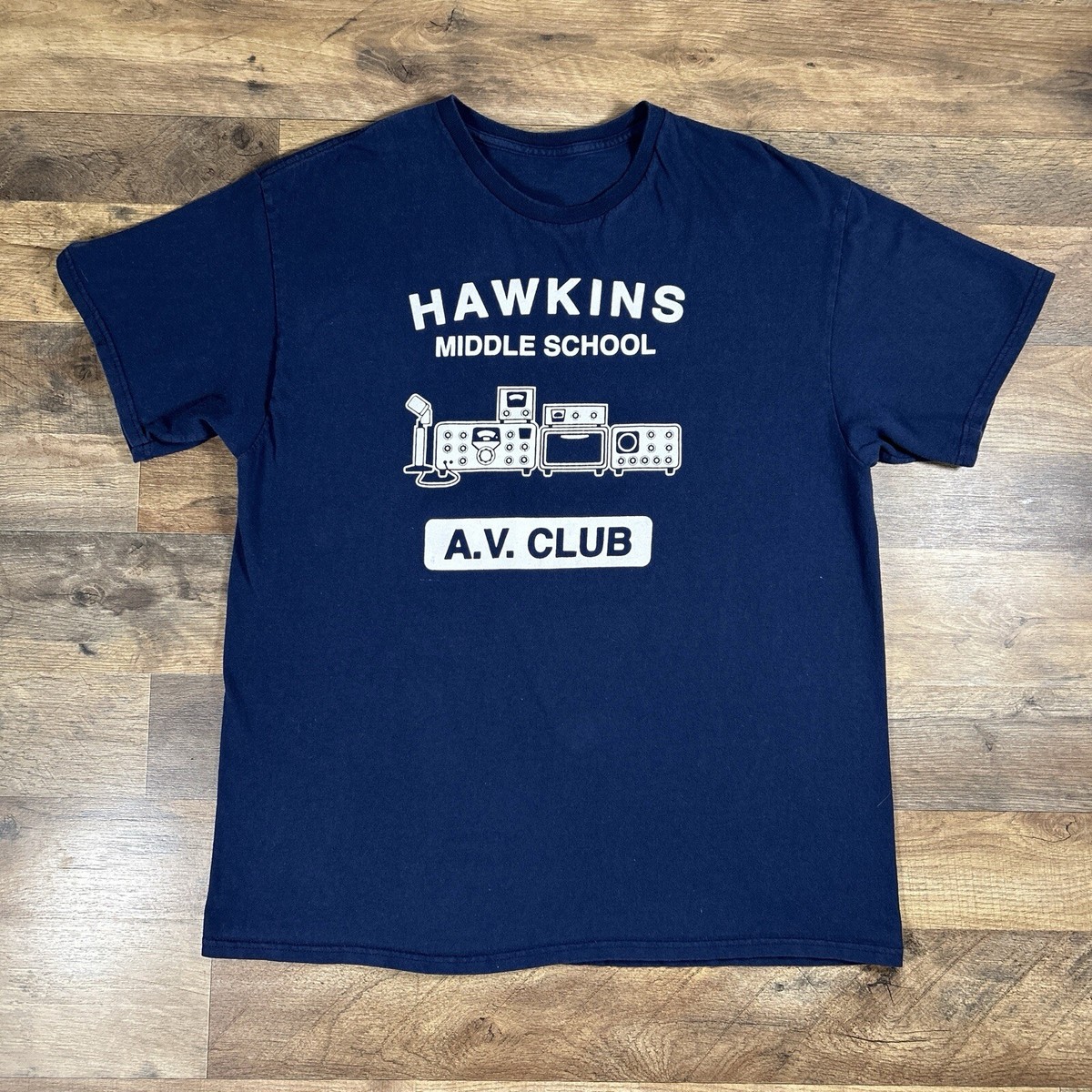 Stranger Things Mens Shirt XL Blue Hawkins Middle School AV Club 