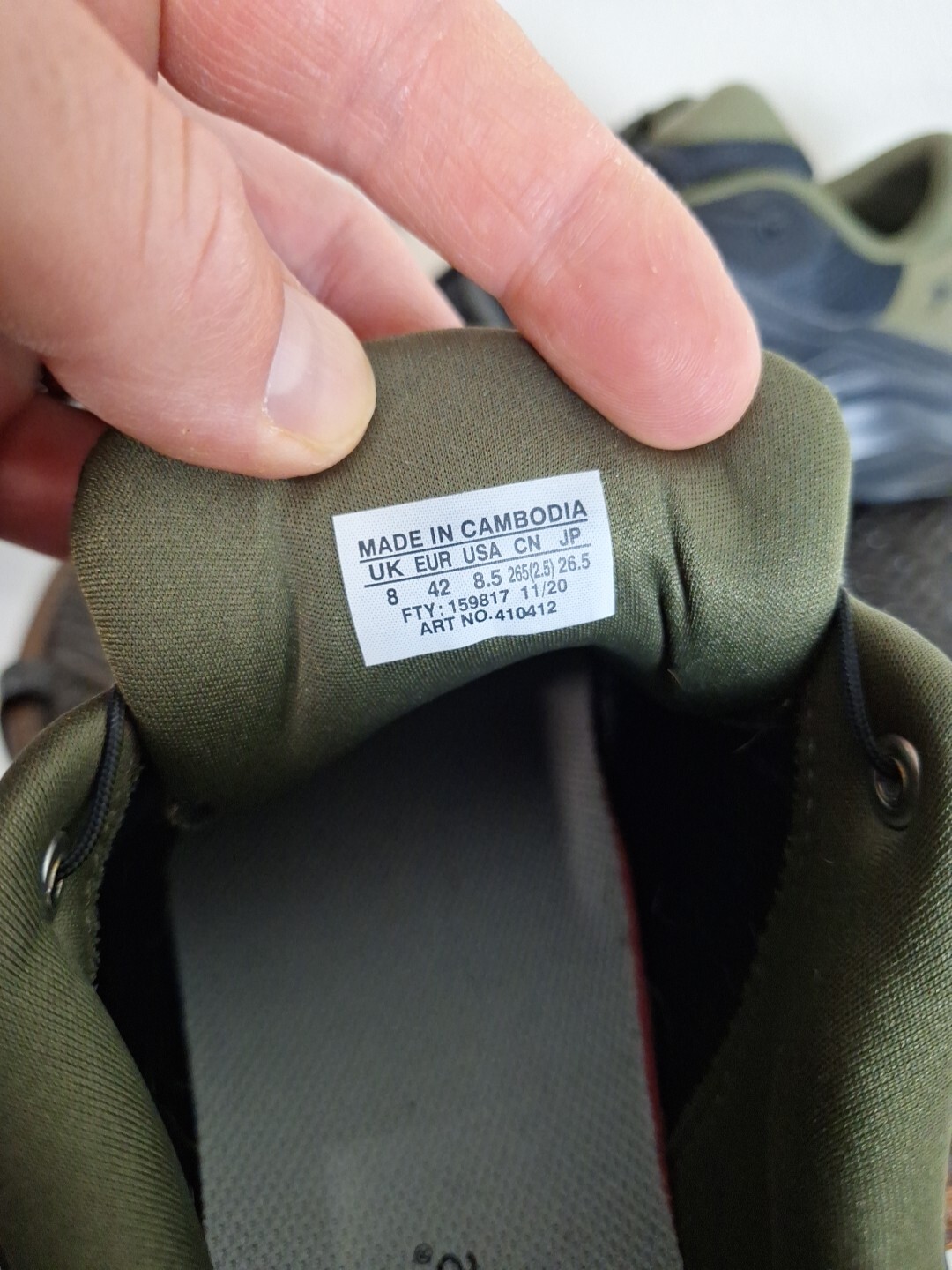 Scarpe da trekking Salomon da uomo nere foglia d'uva Phantom X Raise per tutti i terreni taglia 8 5