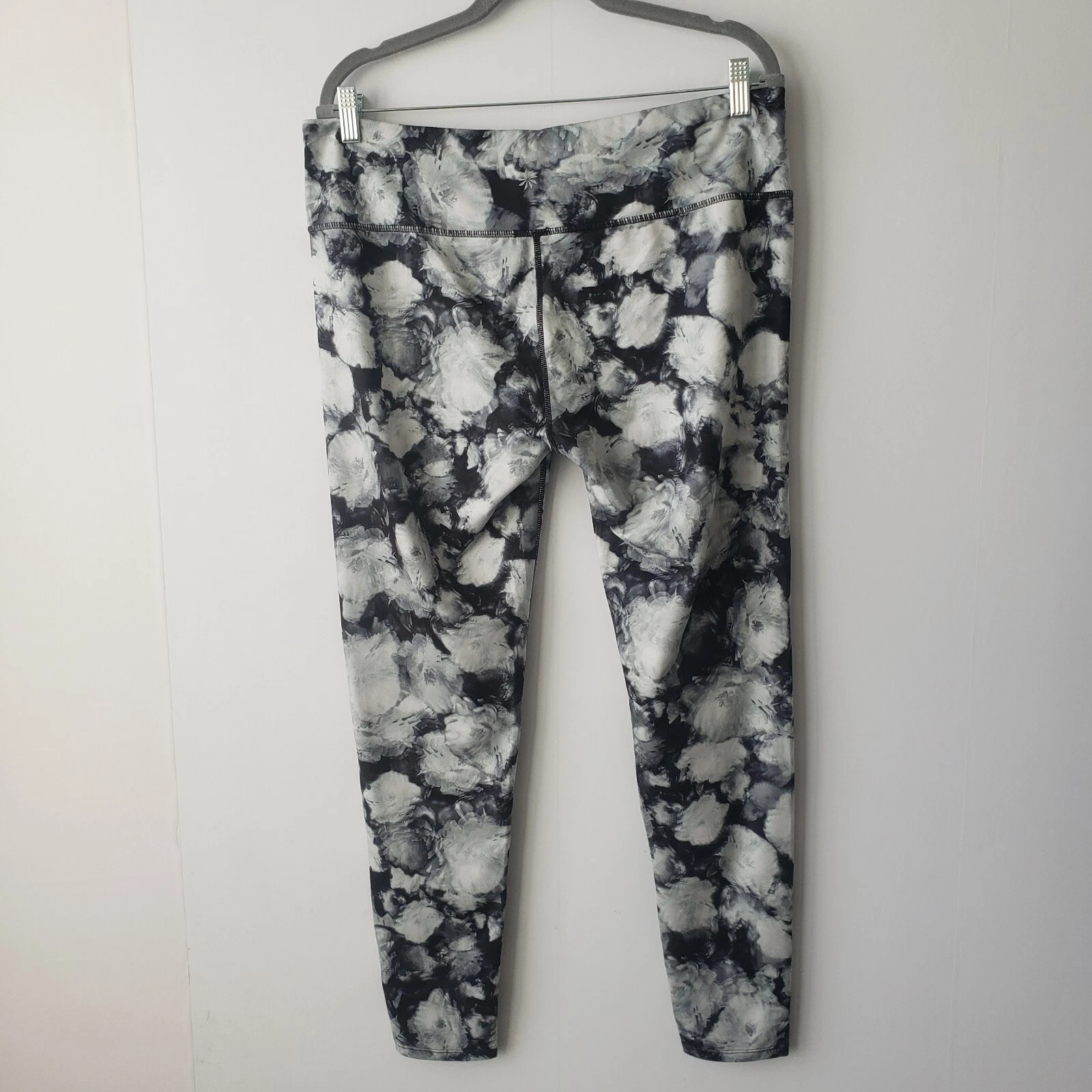 athleta chaturanga floral crush leggings