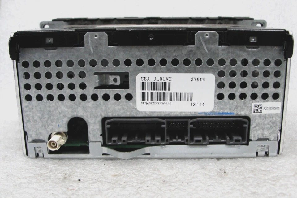 Dodge Avenger Challenger Sebring Patriot reproductor de CD RADIO AM/FM RES 09 10 5091111 Foto 2 de 4