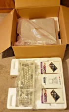 PACKARD BELL LEGEND 780 SUPREME COMPUTER W/ BOX BOOKS KEYBOARD excellent