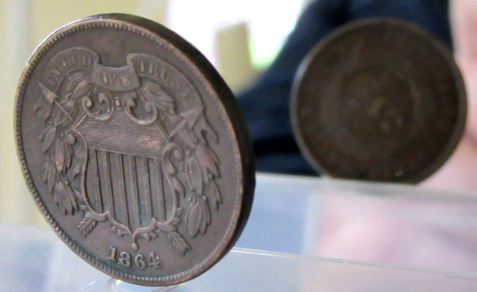 MINT ERROR - UNITED STATES 1864 2 CENTS, UNION SHIELD - DIE ROTATION 45° - Image 4 of 4