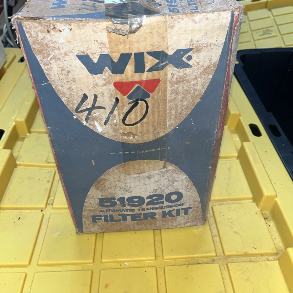 410 tacos en caja aproximadamente 250 piezas se venden como están piezas nuevas Foto 2 de 2