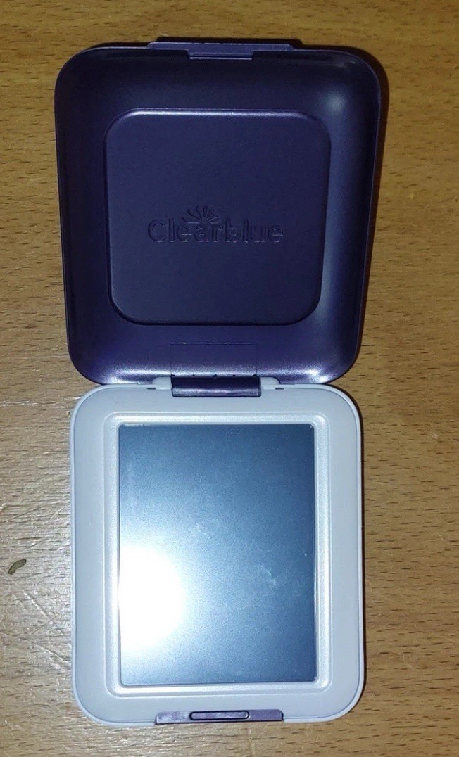 Clearblue Fertility Monitor, 1 Touch-Screen Monitor With 6 Test Strips No Box