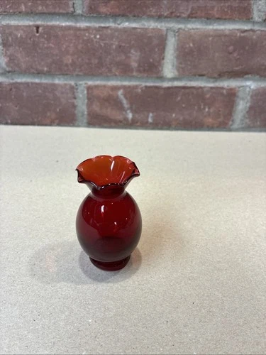 Vintage Anchor Hocking Royal Ruby  Red Miniature vase 2-3/4”