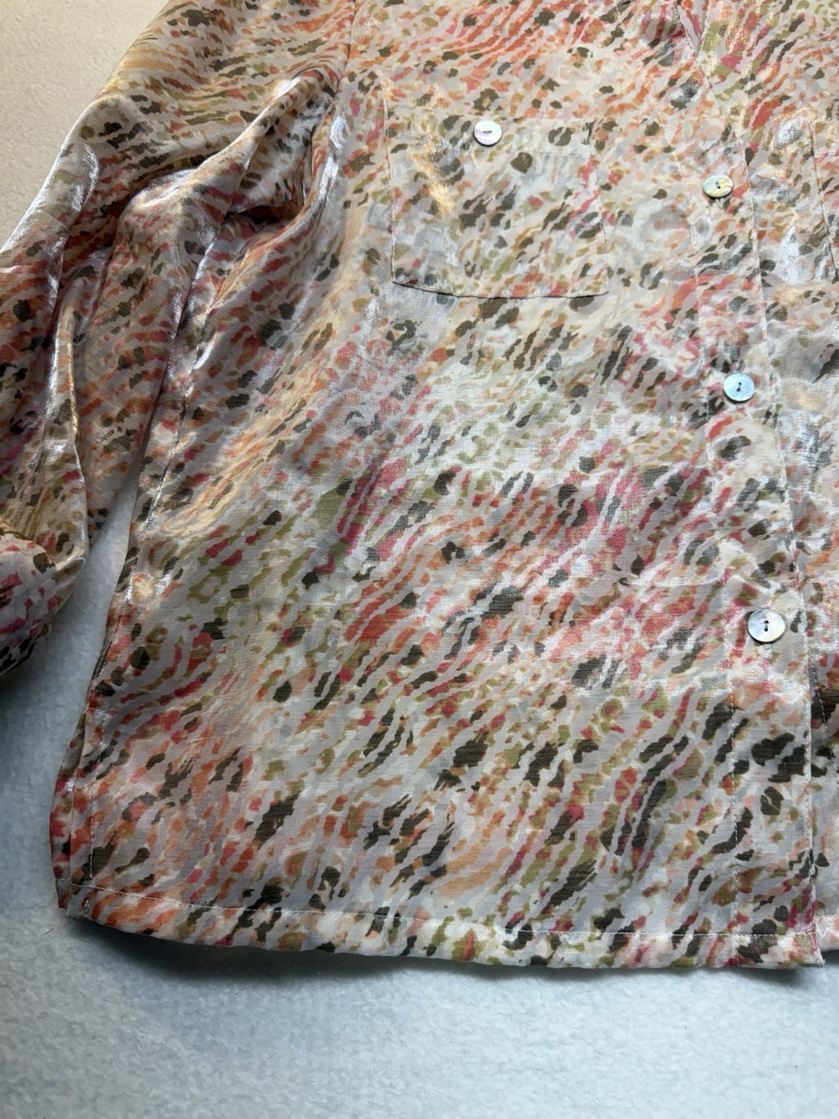 Ruby Rd. Abstract Sheer Button Front Roll Tab Sle… - image 6