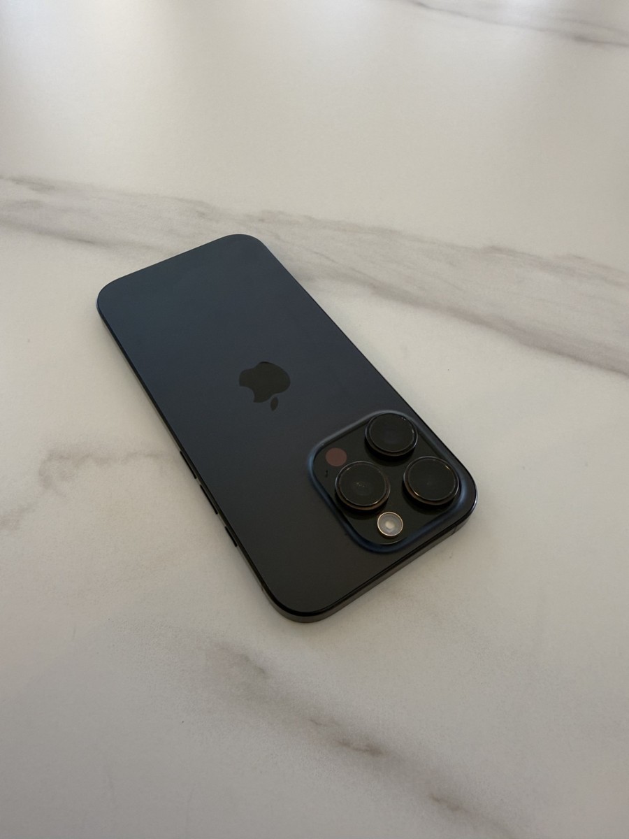 Apple iPhone 16 Pro - 256 GB - Black Titanium (Unlocked) for sale