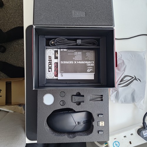 Asus ROG Chakram X Origin Gaming Mouse Wired/Wireless/Bluetooth 36000 DPI RGB - Photo 3/5