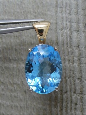 Atemberaubender riesiger Schweizer Blautopas-Anhänger Sterlingsilber & Gold 20 kt
