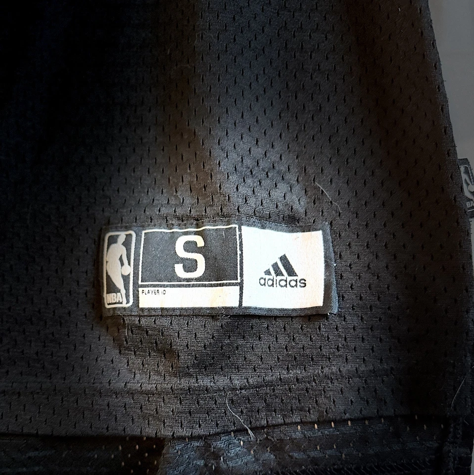 Camiseta Adidas 100% Auténtica Kevin Granate Negra Talla S Hombre/Mujer De Colección Foto 3 de 3