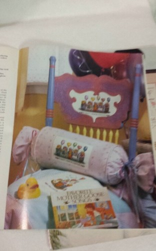 Lot of 2 Embroidery Pattern Books ~ Needlework ~ Ribbon Art Cross Stitch Aug 96 - Picture 5 of 10