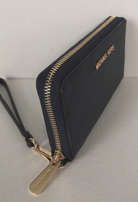 Michael Kors Jet Set Multifunction Saffiano Phone Case Wristlet  