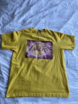 Shaka Active Size Medium Yellow LA Lakers Tshirt Logo Purple Basketball Game