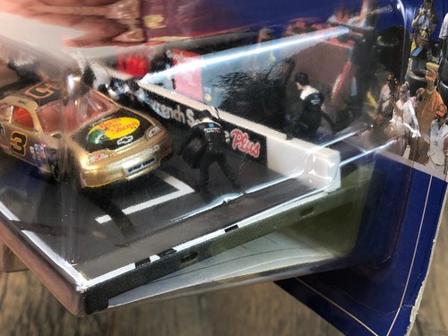 2 - New 1:43 Model Car Winner's Circle PIT ROW SERIES DALE EARNHARDT NASCAR - Picture 15 of 18