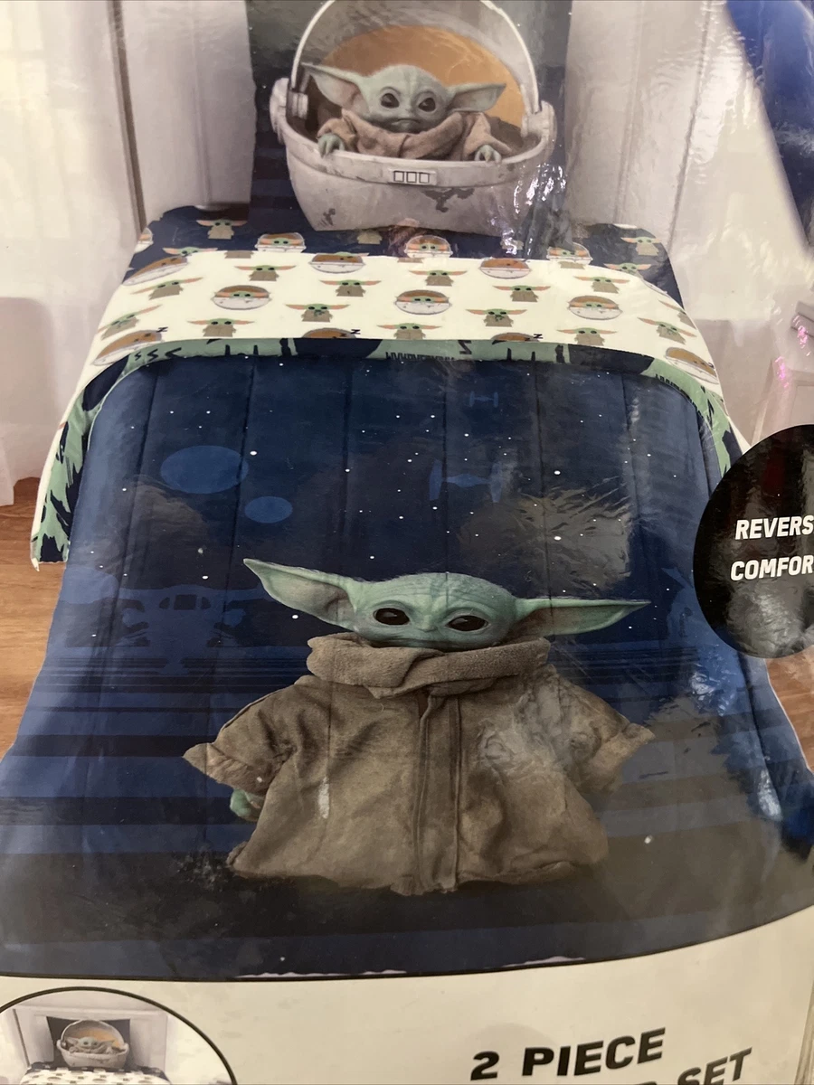 Baby yoda hotsell comforter